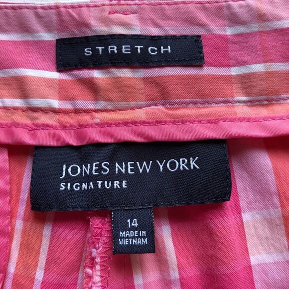 Jones New York Stretch Bermuda shorts Size 14 pink/orange/white stripe - Picture 2 of 6